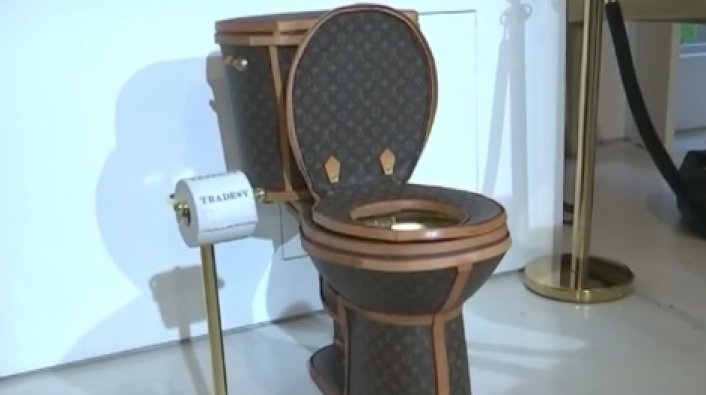 NowThis on X: A $100,000 toilet made from Louis Vuitton bags is a thing  that exists  / X