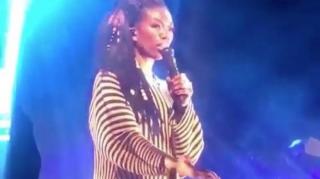 Image: Brandy Calls Out Her Ex-Fiance and New Girlfriend Selita Ebanks