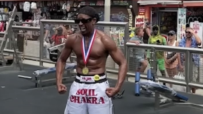 Lil Jon Reacts to Winning Third Place at His First Ever Body Building ...