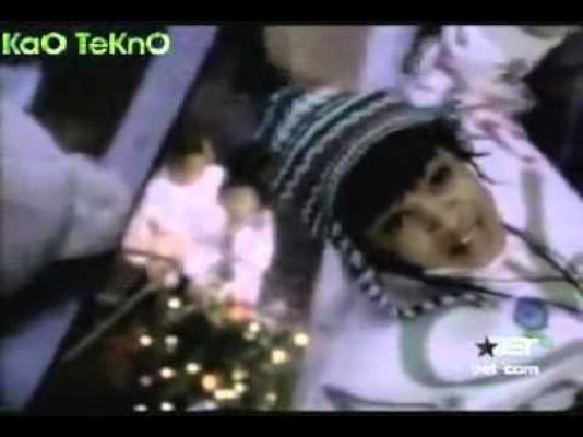 Image: 15) TLC- "Sleigh Ride"