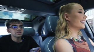 Iggy Azalea Casually Buys a Bentley During a Trip to the Bahamas with N3on